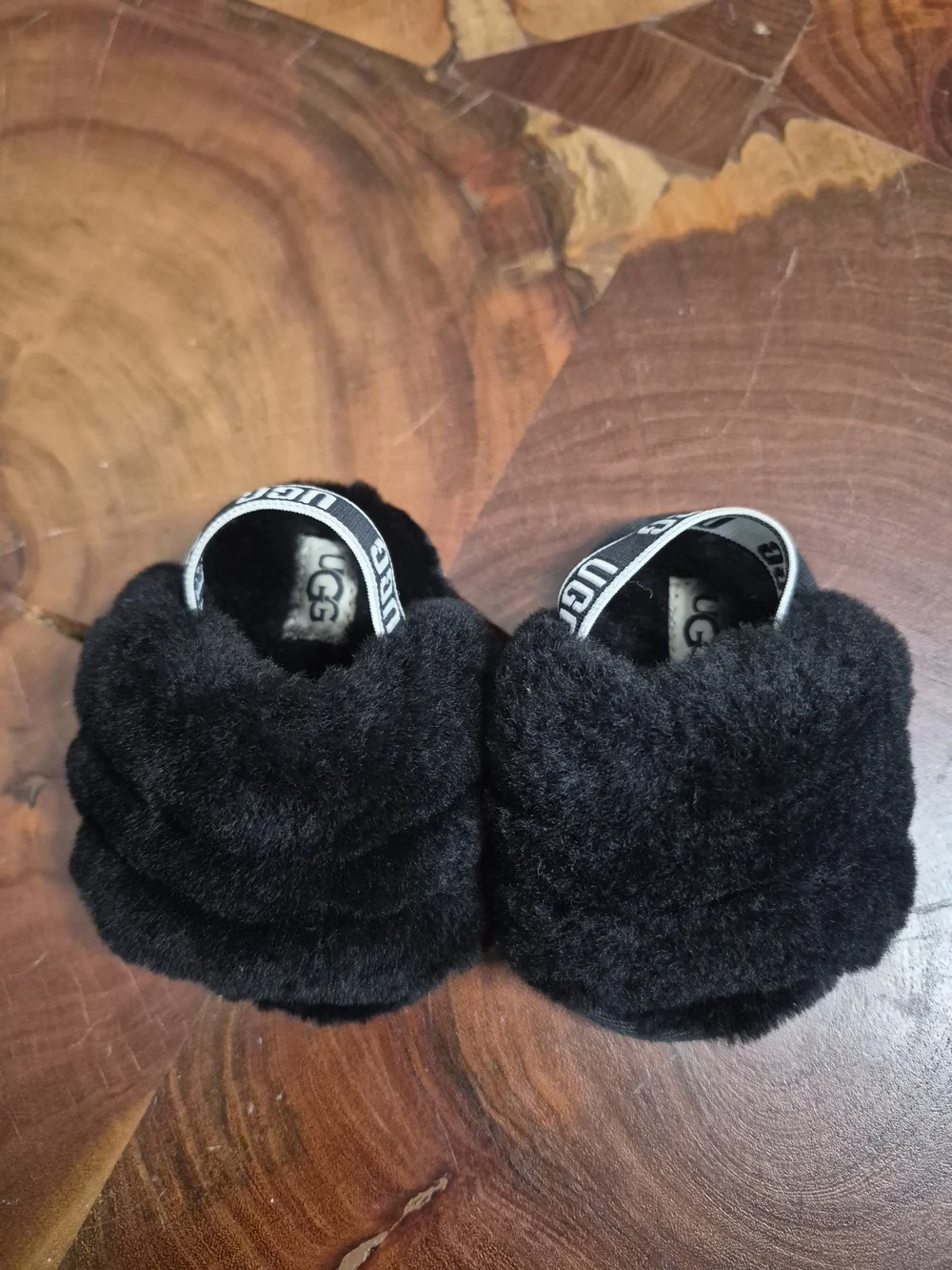 UGG Infant Fluff Yeah Slide Sandals Black - 2/3 S 9-12mo